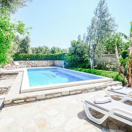 Βίλα Sleeps 6 Pool Air Con Wifi Bitez