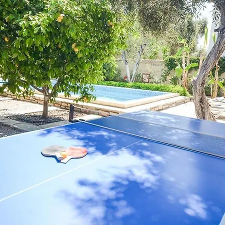 Sleeps 6 Pool Air Con Wifi Βίλα Bitez