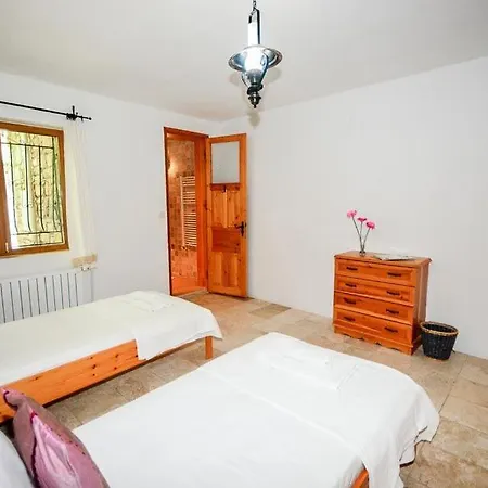 Sleeps 6 Pool Air Con Wifi بيتيس
