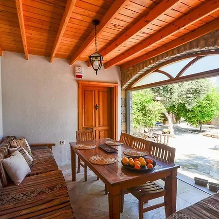 فيلة Sleeps 6 Pool Air Con Wifi بيتيس